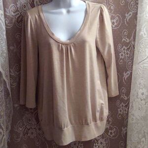 Old Navy Women's Sz‎ S Top Scoop Neck Feminine Gold shimmer 3/4 Sleeve